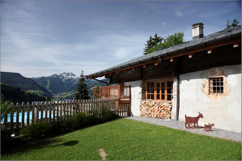 Hotel La Ferme Du Chozal, Chalet De Tradition Hauteluce Exterior foto